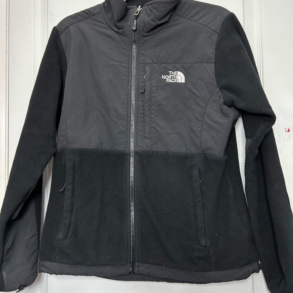 The North Face Denali Jacket 🖤